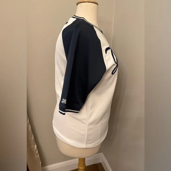 Yankees Shirt 💙 - Picture 3 of 6